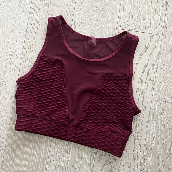 NWOT | Fashion Nova | Textured Sports Bra | Medium | Burgundy - Picture 4 of 7